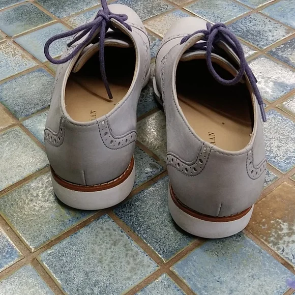 Cole Haan Oxfords Size 6 - Picture 3 of 8